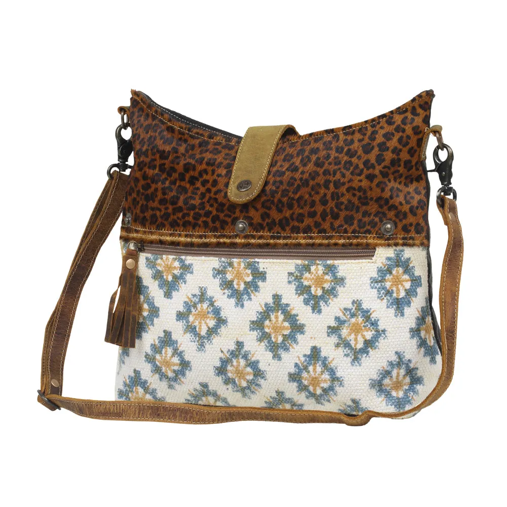 BOUNCE BACK SHOULDER BAG